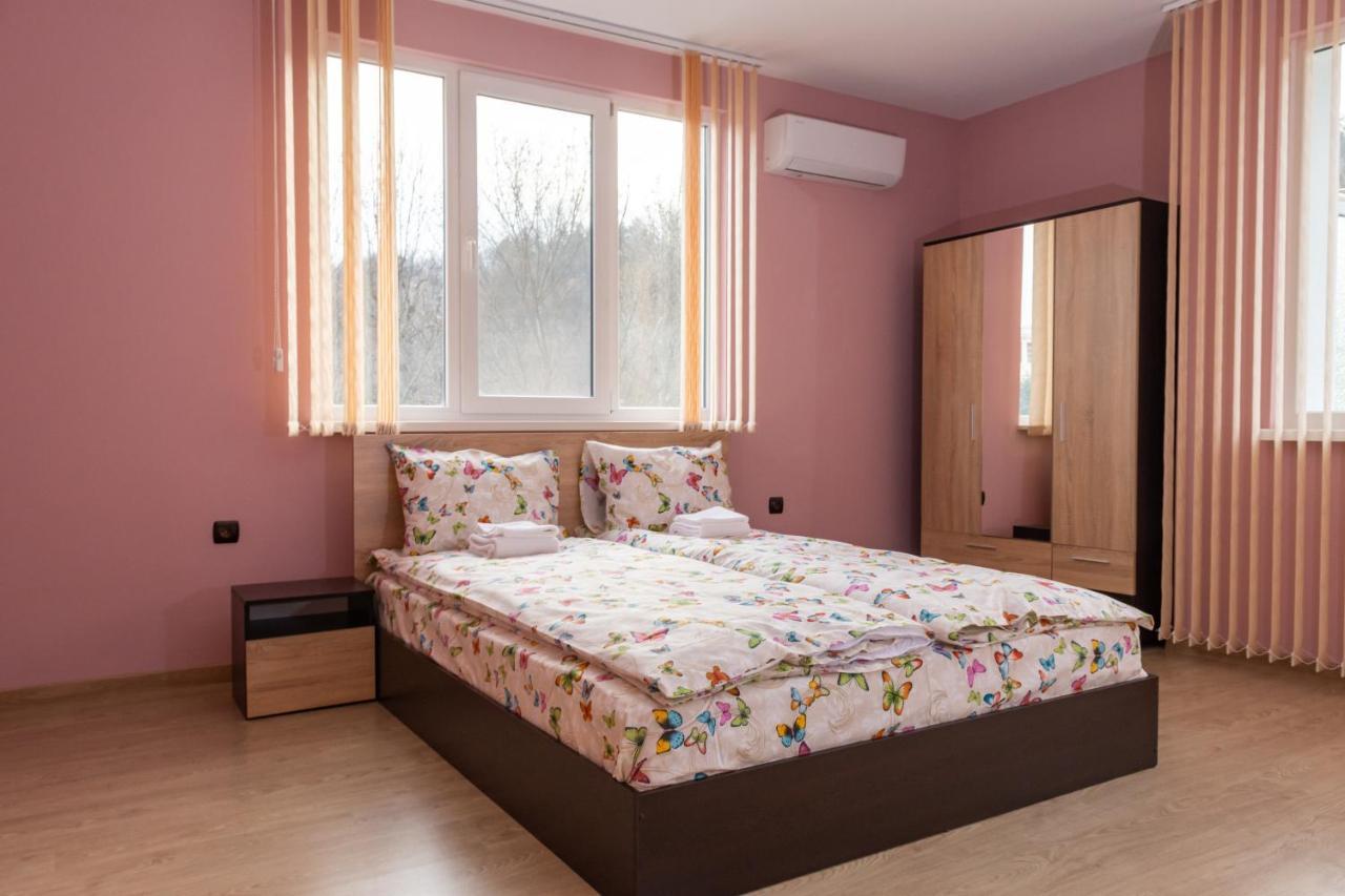 Апартамент Фея - Топ Център, Безплатно Паркомясто Gabrovo Extérieur photo